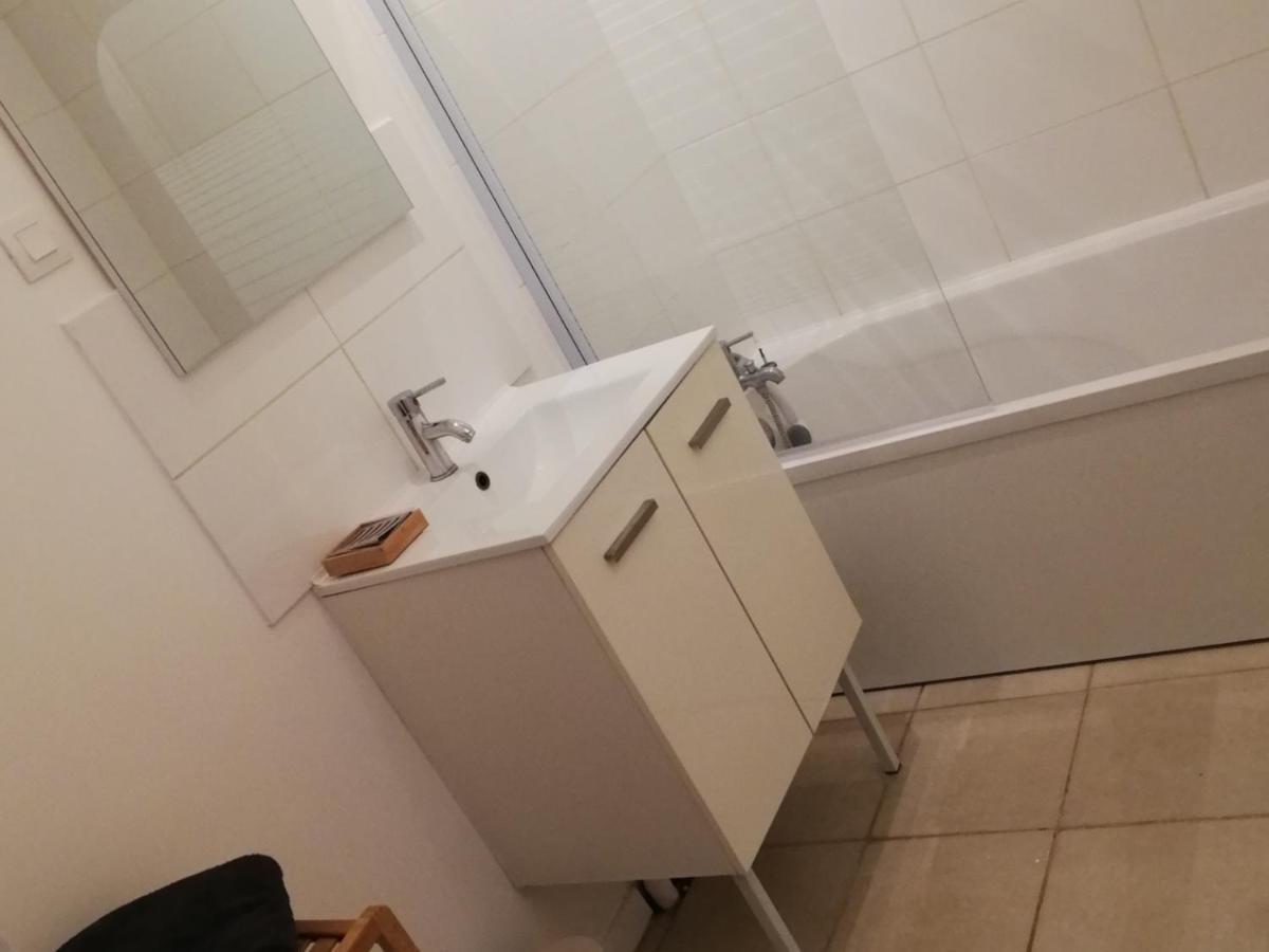 Logement Entier Au Calme Villers-Outreaux Exterior foto